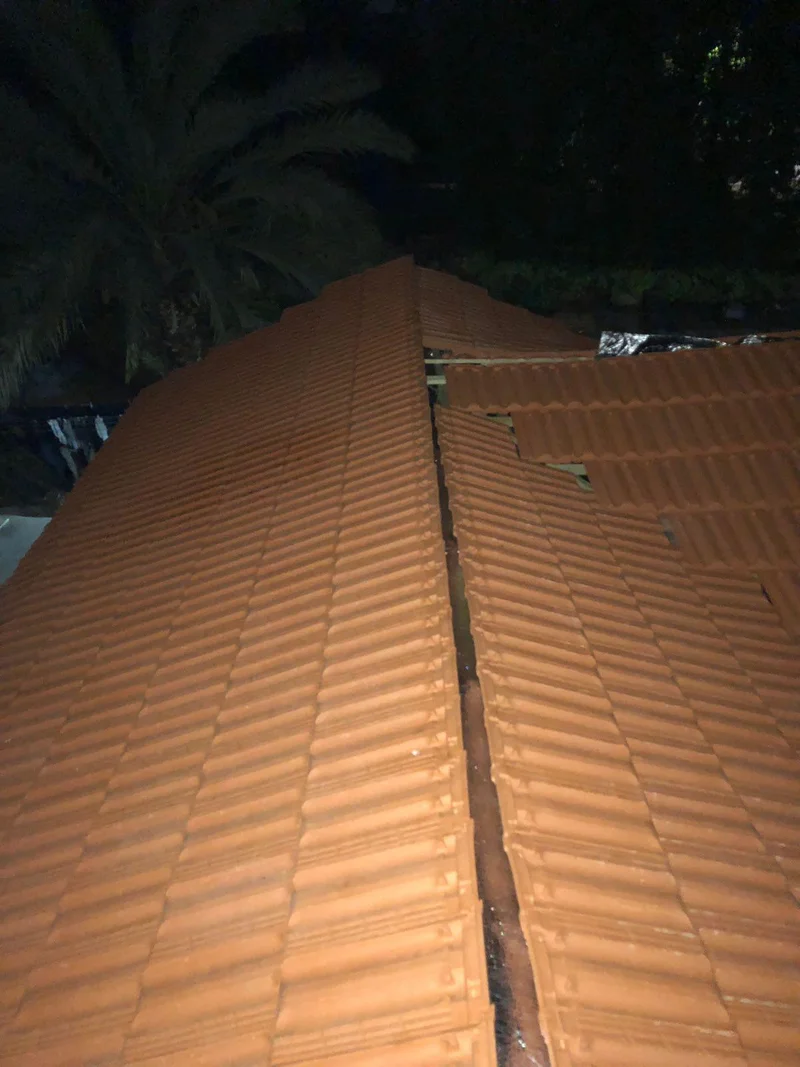 החלפת גג רעפים