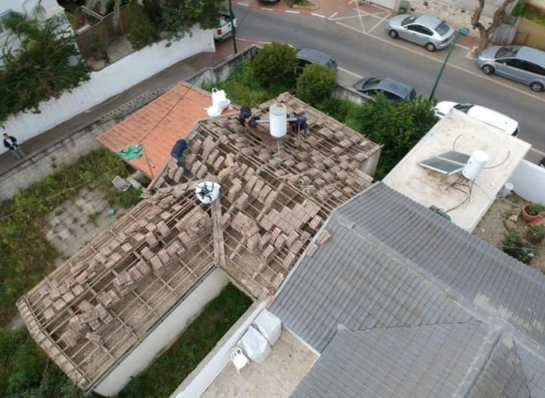 החלפת גג רעפים